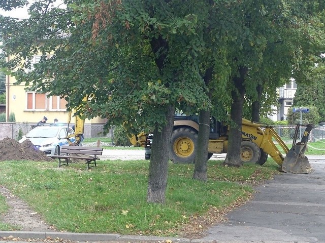 Pocisk moździerzowy przy ulicy Polnej.Ewakuacja MOPS