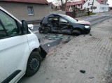 Wypadek na drodze krajowej nr 24 w Kamionnie. Nad ranem zderzyły się dwa samochody. Kierowcy trafili do szpitala