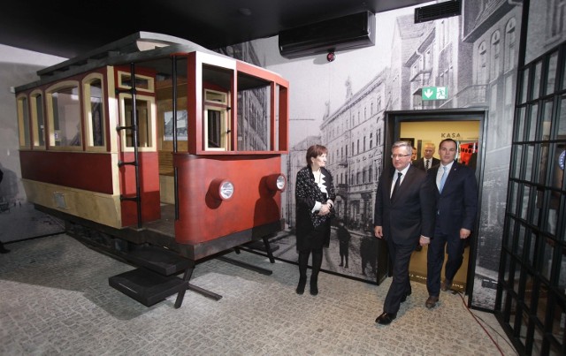 Prezydent RP Bronisław Komorowski w Muzeum Powstań Śląskich w Świętochłowicach