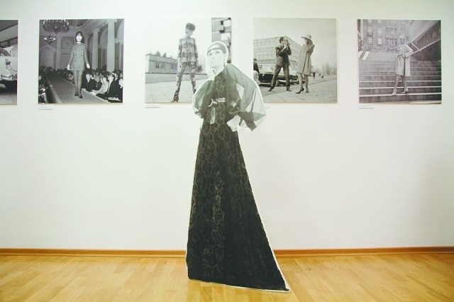 Wystawa "Jak ubierały się Polki w latach 60.&#8221;