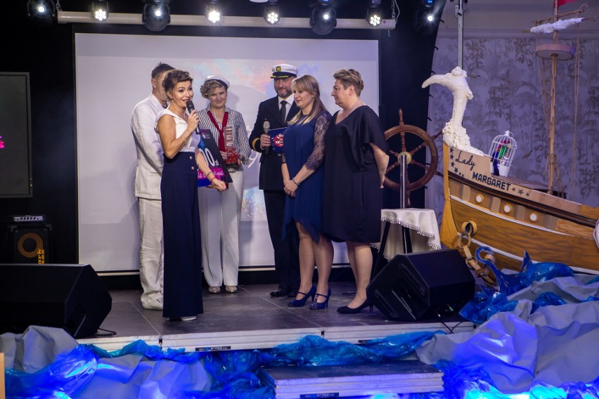 Fundacja Jesteśmy Blisko przyznała tytuły Latarnik 2019. Otrzymali je doktor Ilona Zdeb i inicjatywa Adoptuj Przyjaciela (ZDJĘCIA)
