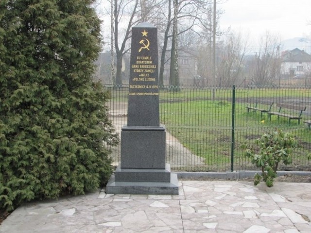 Co się stanie z pomnikiem w Buczkowicach?