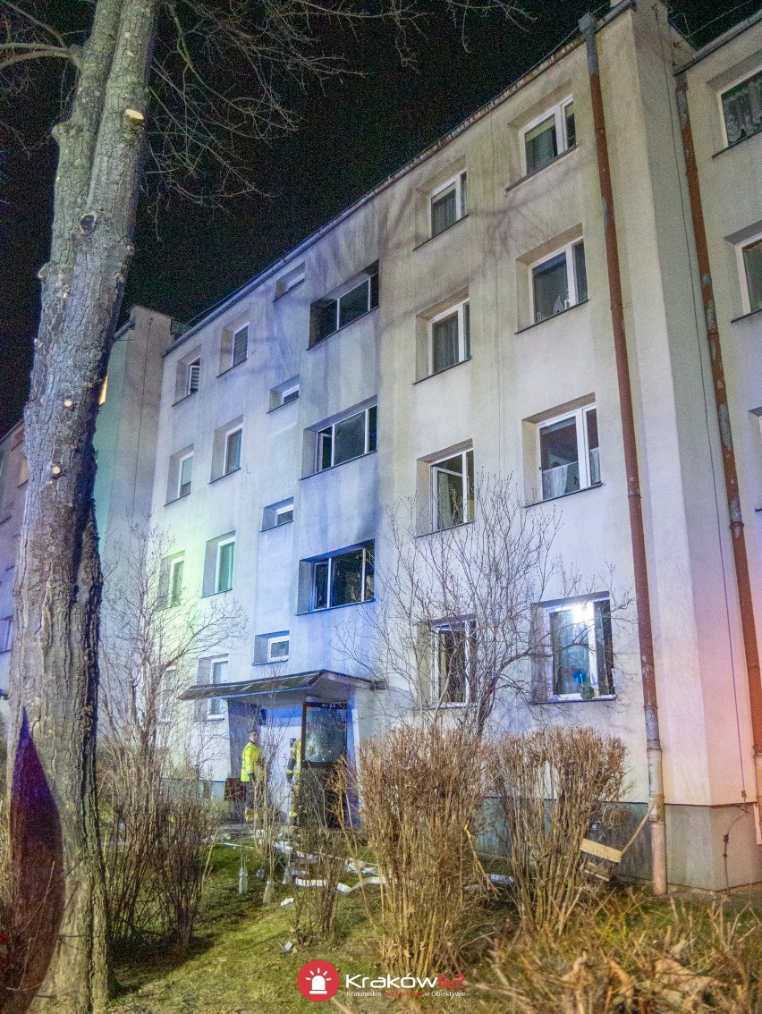 Kraków. Pożar w bloku na osiedlu Na Stoku