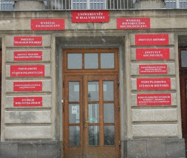 O kontrakty od wielu lat walczy Parlament Studentów. W nich ma być jasno napisane, jakie student ma prawa i obowiązki.