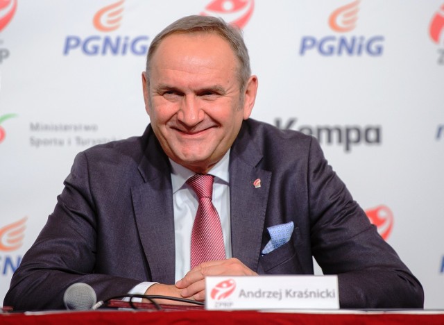 Andrzej Kraśnicki w środę przedłużył w imieniu związku kontrakt z Tałantem Dujszebajewem do igrzysk w Tokio do 2020 r.