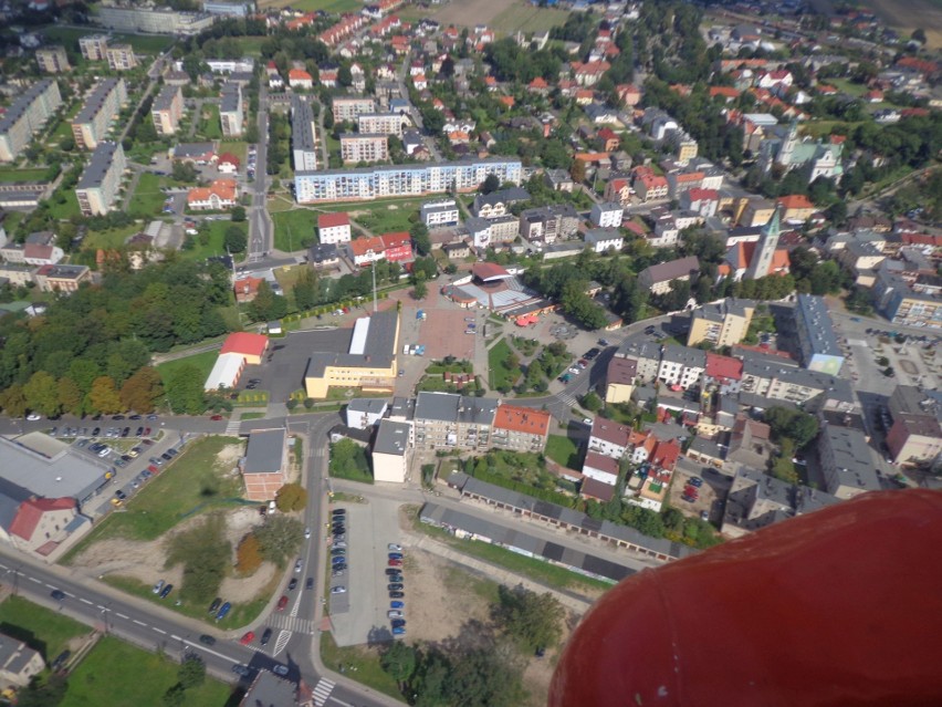 Zobaczcie, jak Olesno wygląda z lotu ptaka, a dokładniej - z...