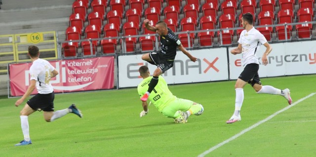 29.08.2020 r. GKS Tychy - Stomil Olsztyn 0:0   Zobacz kolejne zdjęcia. Przesuwaj zdjęcia w prawo - naciśnij strzałkę lub przycisk NASTĘPNE