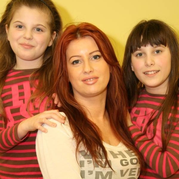 Siostrzenice kieleckich pięcioraczków Milena i Jessika, i ich mama Dominika Michalczyk już nie mogą doczekać się na przyjazd małych kuzynek.