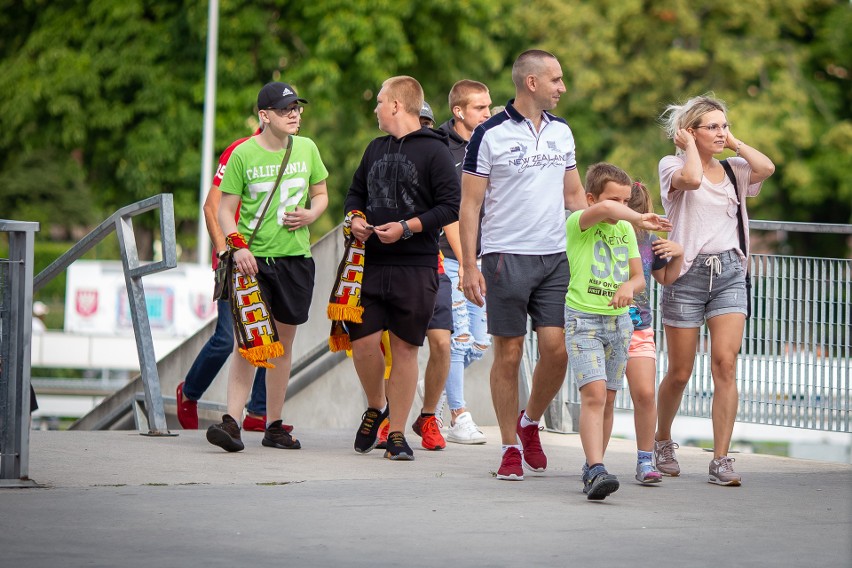 Byliście na pożegnalnym meczu meczu Korony Kielce z ŁKS Łódź w PKO Ekstraklasie? SZUKAJCIE SIĘ NA ZDJĘCIACH