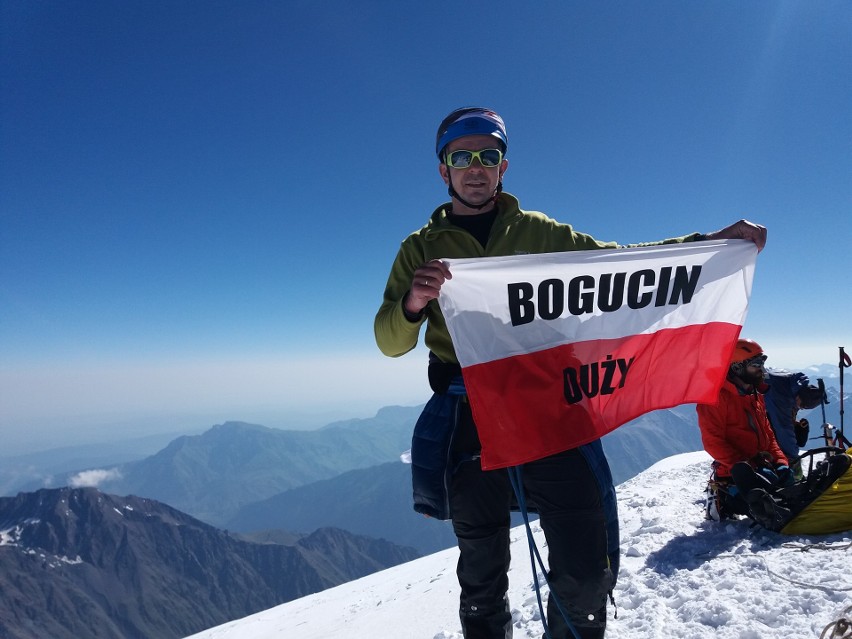 Robert Wójcicki z Bogucina Dużego zdobywa szczyty, by pomagać innym. Teraz chce wejść na Elbrus