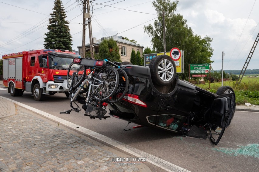 Zdjęcia z wypadku w Knyszynie wykonał Łukasz Rutkowski -...