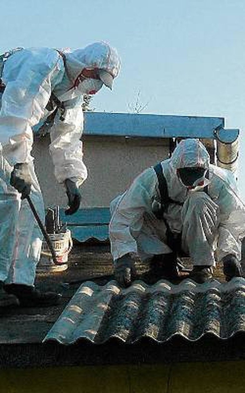 Pozbądź się azbestu. W Jerzmanowicach przyjmują wnioski na jego odbiór