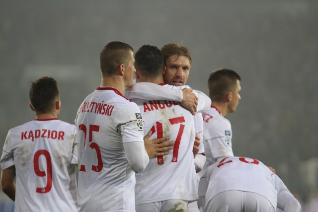 Szymon Matuszek i Igor Angulo uratowali Górnika od straty punktów w Niecieczy