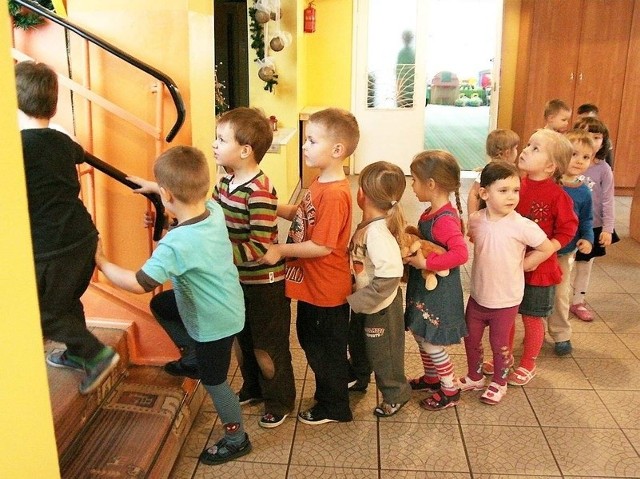W przedszkolu fajnie jest - twierdzą trzy- i czterolatkowie z "Bajki" przy ulicy Radosnej