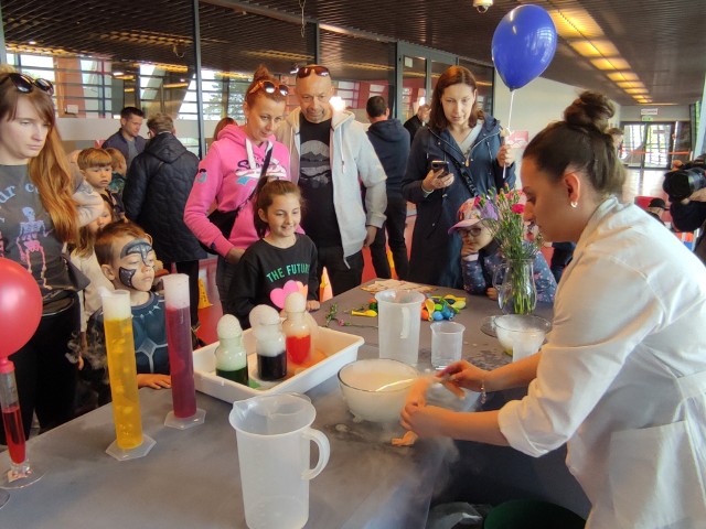 Rodzinny Piknik Naukowy to największa w regionie impreza plenerowa o tematyce naukowej.
