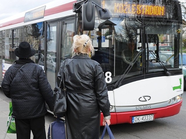 Wyliczono, że w  ciągu miesiąca autobusy na Dębową przejeżdżały około 2 tys. kilometrów.