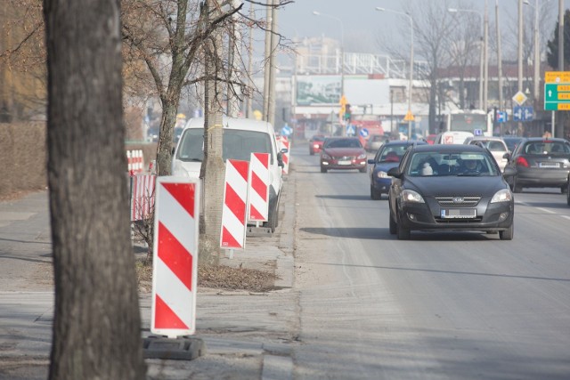 Po zakończeniu prac praktycznie cała ważna dla miasta arteria będzie czteropasmowa. Zostanie jeszcze do przebudowania odcinek od skrzyżowania z Wolska Polskiego i Hallera do Domańskiego.
