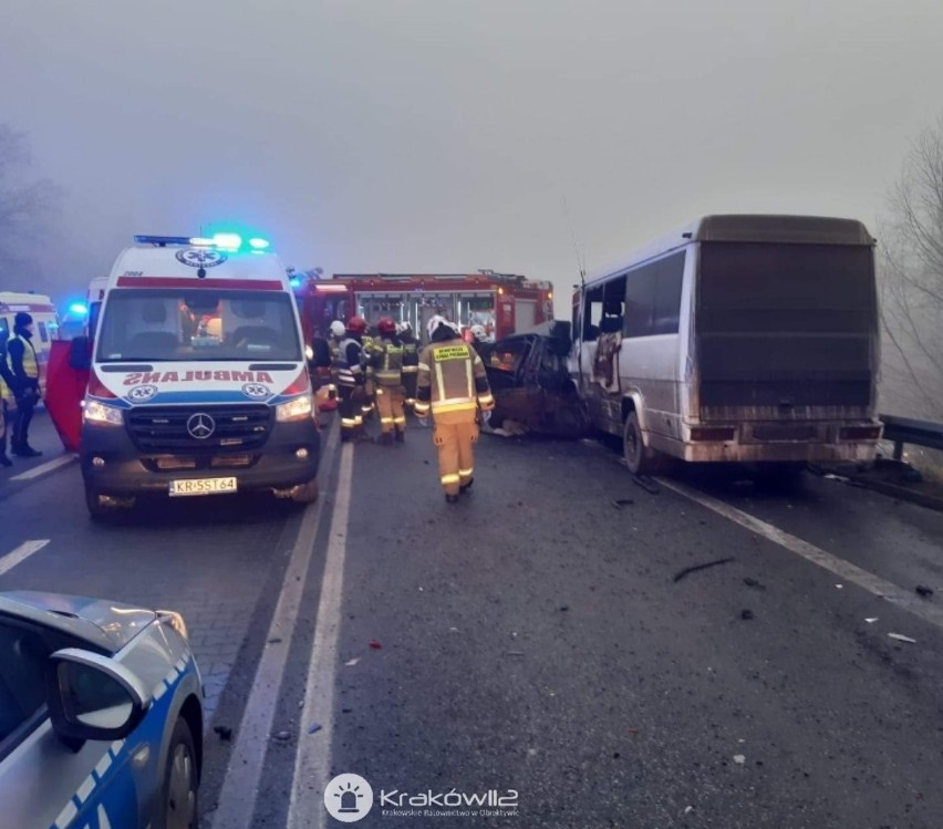 Wypadek na DK94 w Zagórzu pod Wieliczką. Zdjęcia dzięki...