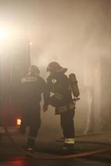 Pożar przy ul. Przemysłowej w Gorzowie. Nie żyje jedna osoba (zdjęcia)
