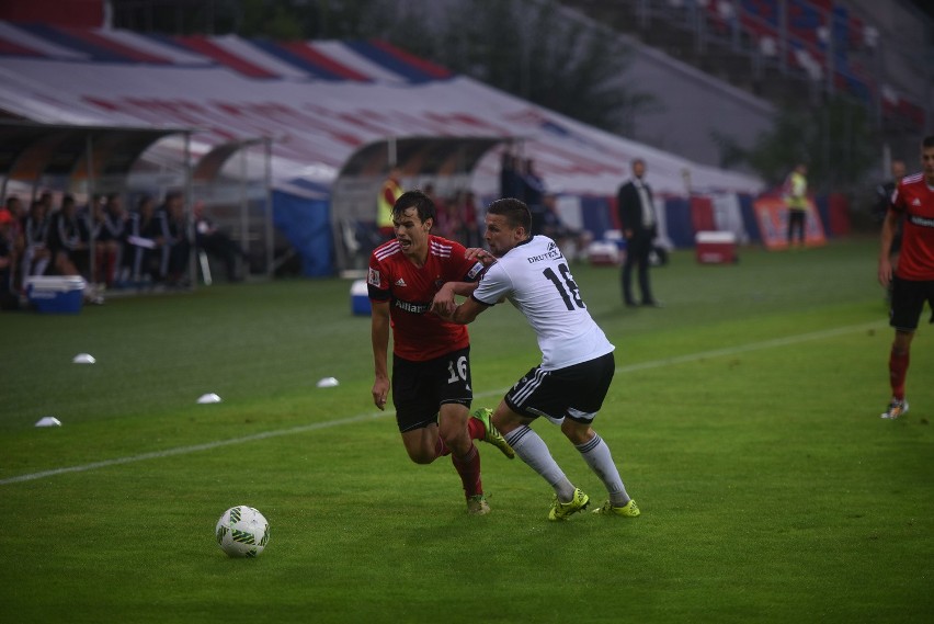 Górnik Zabrze tylko zremisował 0:0 z Bytovią. Otrzymał żółtą...