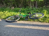 Potrącenie 10-letniego rowerzysty w Antonikach. Chłopiec trafił do szpitala [ZDJĘCIA]