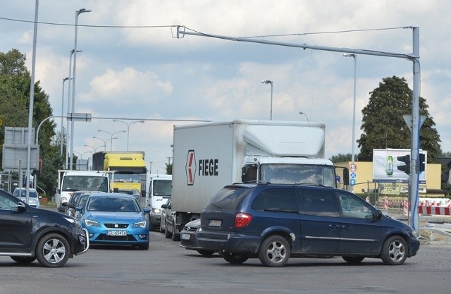 Już w poniedziałek u zbiegu ul. Inflanckiej, ul. Łagiewnickiej i ul. Julianowskiej tworzyły się korki.