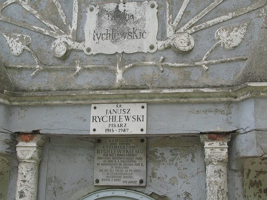 Grobowiec rodziny Rychlewskich.