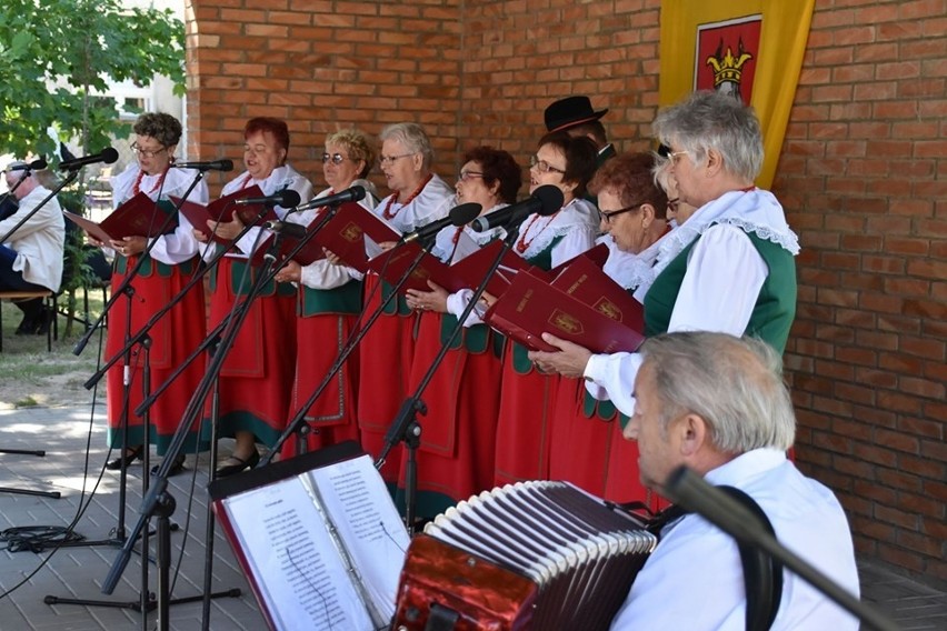 Jubileuszowy przegląd zespołów w Ugoszczu [zobacz zdjęcia]