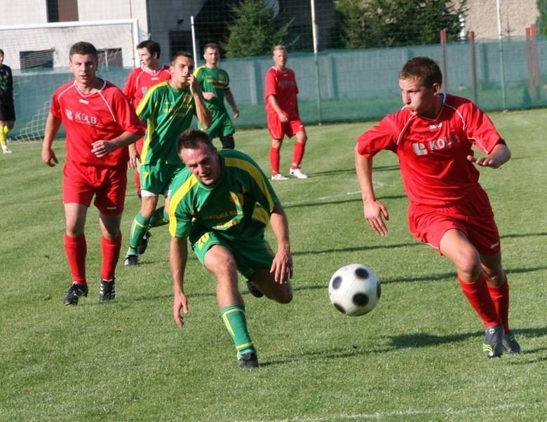 Start Jełowa - MKS Wołczyn 5-2...