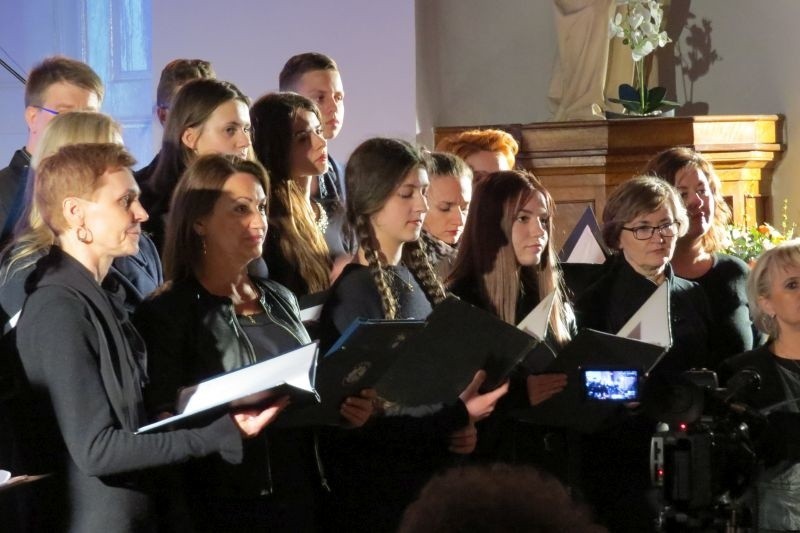 Brodnica ClassiX - koncert w kościele szkolnym