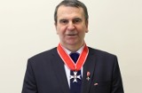 Krzyż Komandorski dla Dariusza Sapińskiego