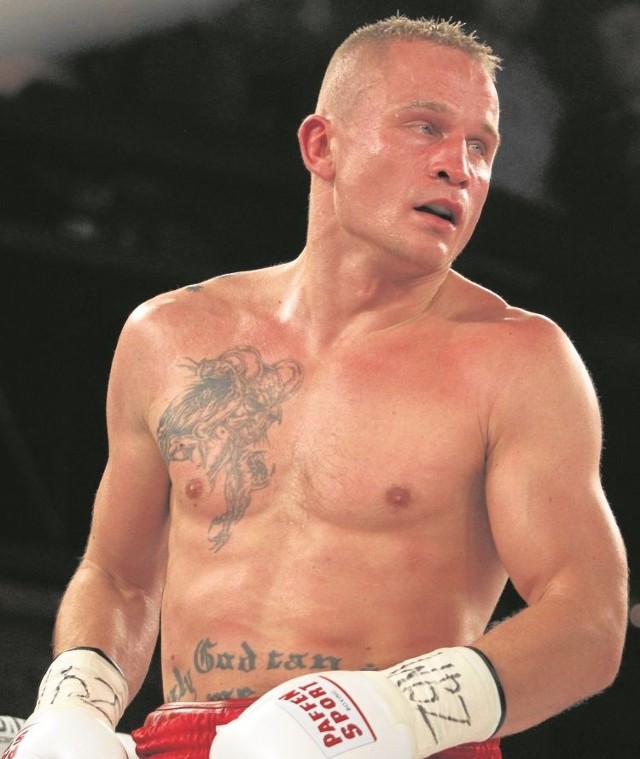 Białostoczanin Paweł Głażewski (na zdjęciu) przegrał czwarty pojedynek na zawodowym ringu