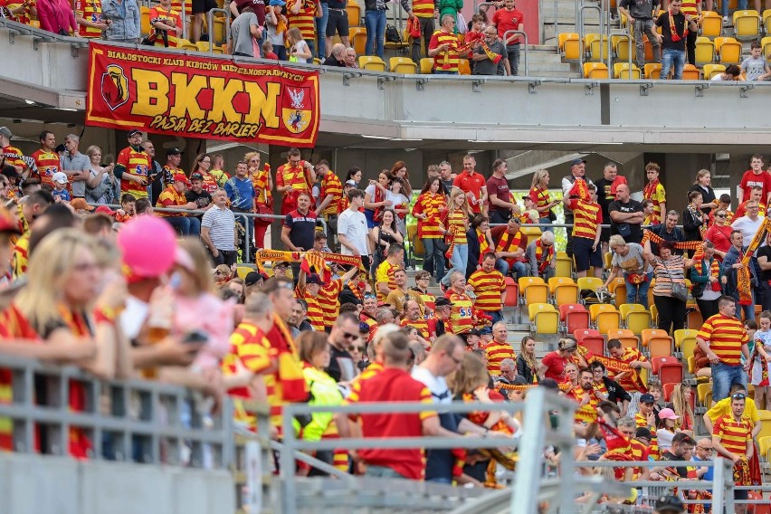 Jagiellonia - Cracovia 1:1. Wielkie emocje na murawie i...