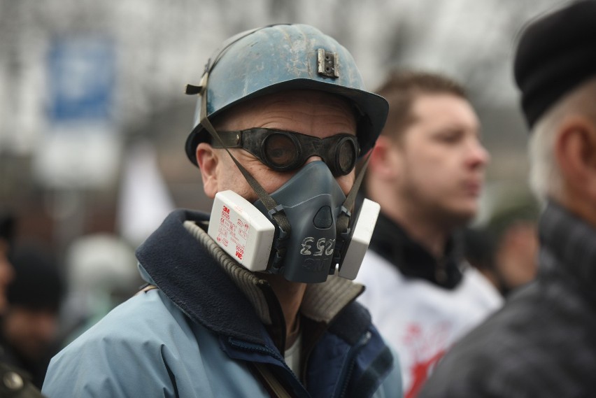 Protest górników kopalni Boże Dary w Katowicach: