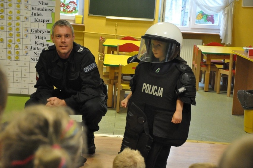 Gorzowskie przedszkolaki poznały pracę policji (zdjęcia)