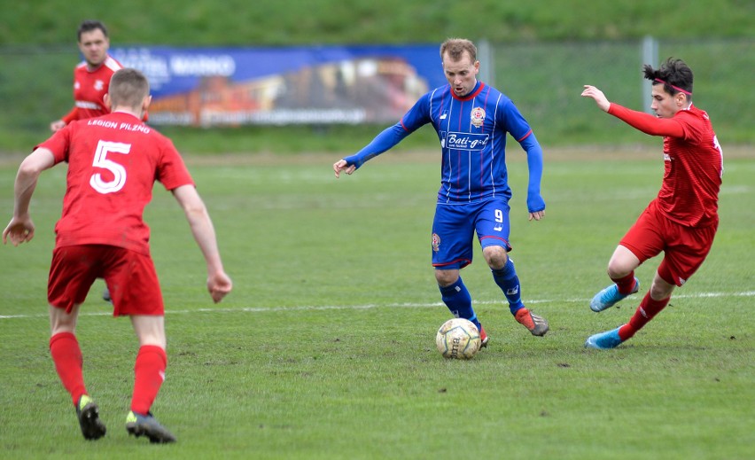 4 liga. Polonia Przemyśl ograła u siebie Legion Pilzno 1:0 [ZDJĘCIA]