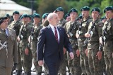 Minister Antoni Macierewicz w Białymstoku. Przyjął przysięgę terytorialsów (zdjęcia, wideo)