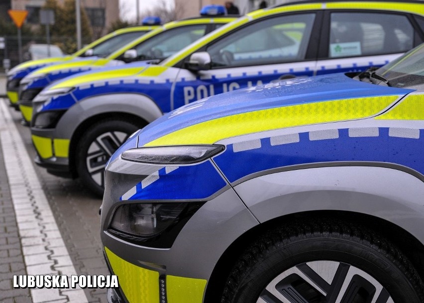 Nowe radiowozy trafią do jednostek policji w Gorzowie Wlkp.,...