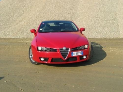 Fot. Alfa Romeo: W przedniej części nadwozia Brera przypomina model 159