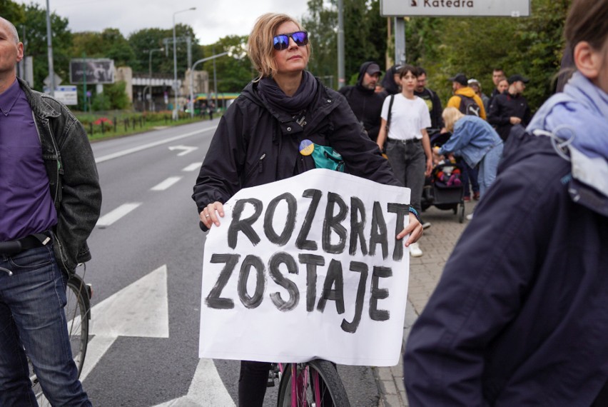 "Rozbrat zostaje" Demonstracja w Poznaniu w obronie skłotu