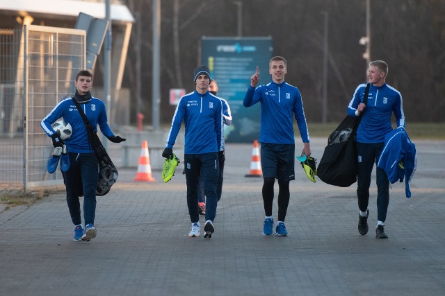 Piłkarze Lecha Poznań w drugiej połowie stycznia nie będą trenować na własnych obiektach, tylko w tureckim Belek