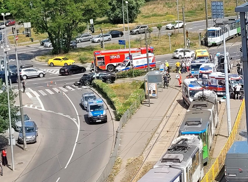 Śmiertelny wypadek z udziałem karetki w Szczecinie