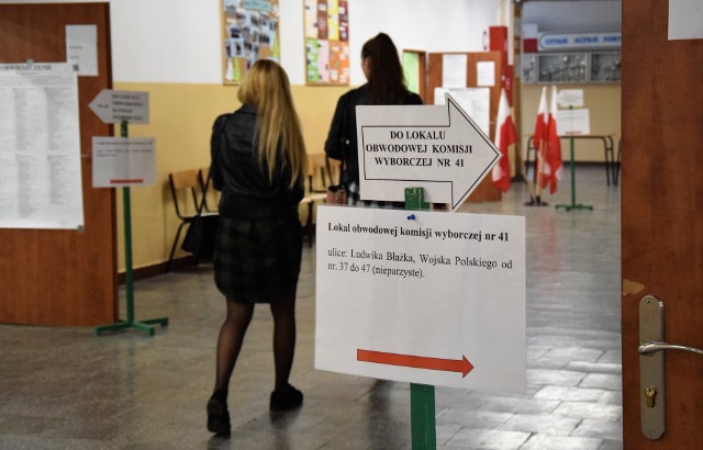 W powiecie inowrocławskim na godz. 12 frekwencja wyborcza wynosiła 17,46 proc.