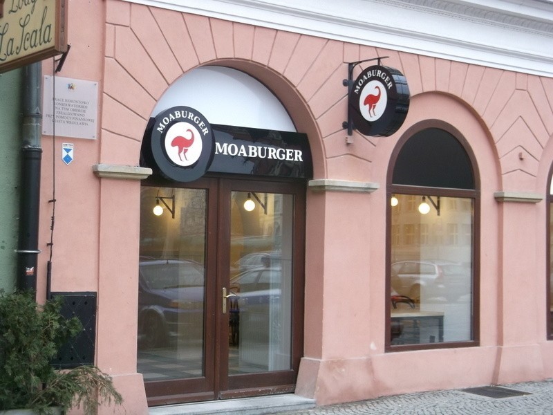 Nowy bar z hamburgerami na pl. Solnym. Dziś zjesz tam 50 proc. taniej! (ZDJĘCIA)