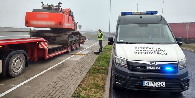 Ciężarówka z ładunkiem przekroczyła dozwolone normy