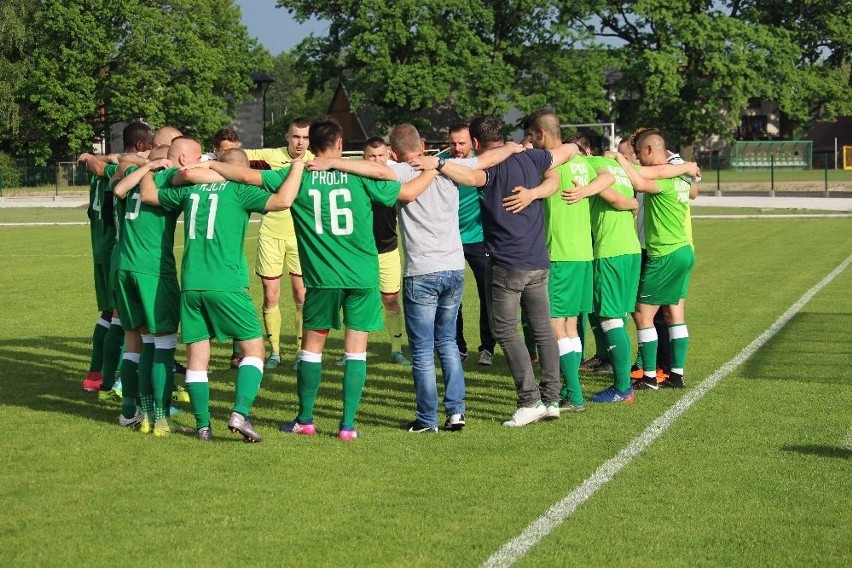 Liga okręgowa. Mazowsze gubi punkty. Proch i rezerwy Radomiaka dominują