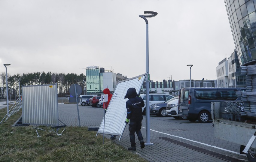 Wokół G2A Arena w Jasionce powstaje ogrodzenie. Tam ma być sztab amerykańskich wojsk [ZDJĘCIA]