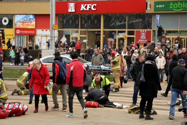 Do wypadku doszło w piątek, 1 marca - w godzinach szczytu komunikacyjnego (o godz. 15.30), w samym centrum Szczecina