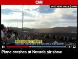 Samolot spadł na trybunę z ludźmi; są zabici [wideo]