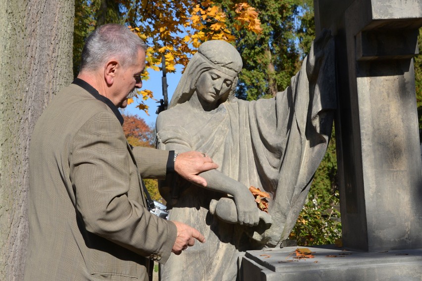 Wszystkich Świętych 2018 w Kielcach. 1 i 2 listopada coroczna kwesta na nekropoliach (ZDJĘCIA)